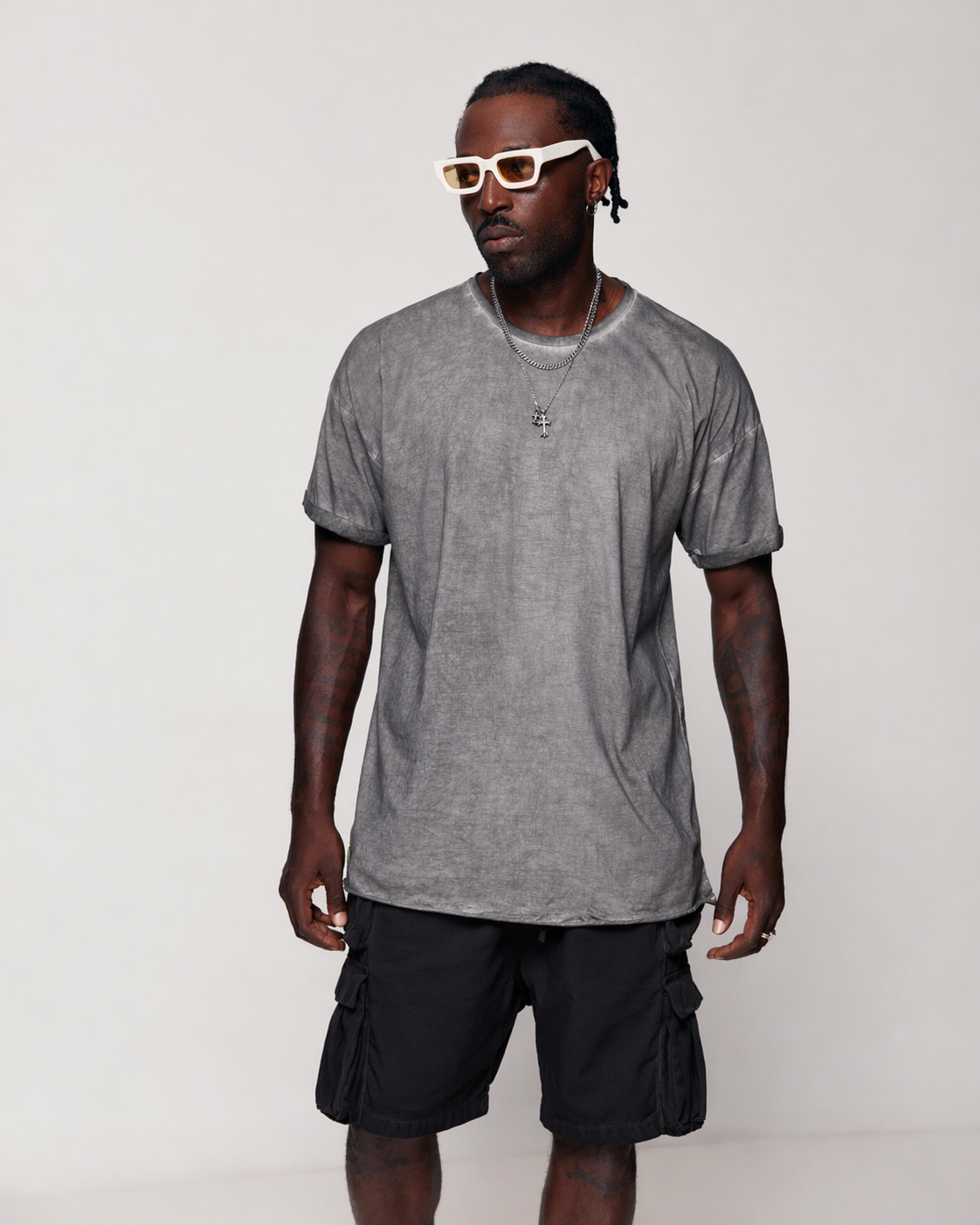 Bermudas Cargo Shorts in black - DESU clothing