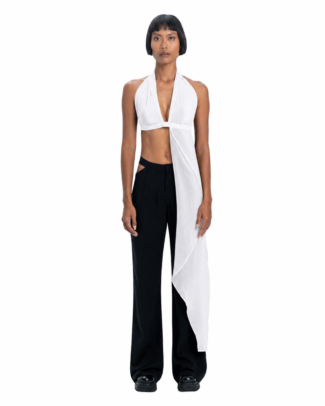Flower halter top in white