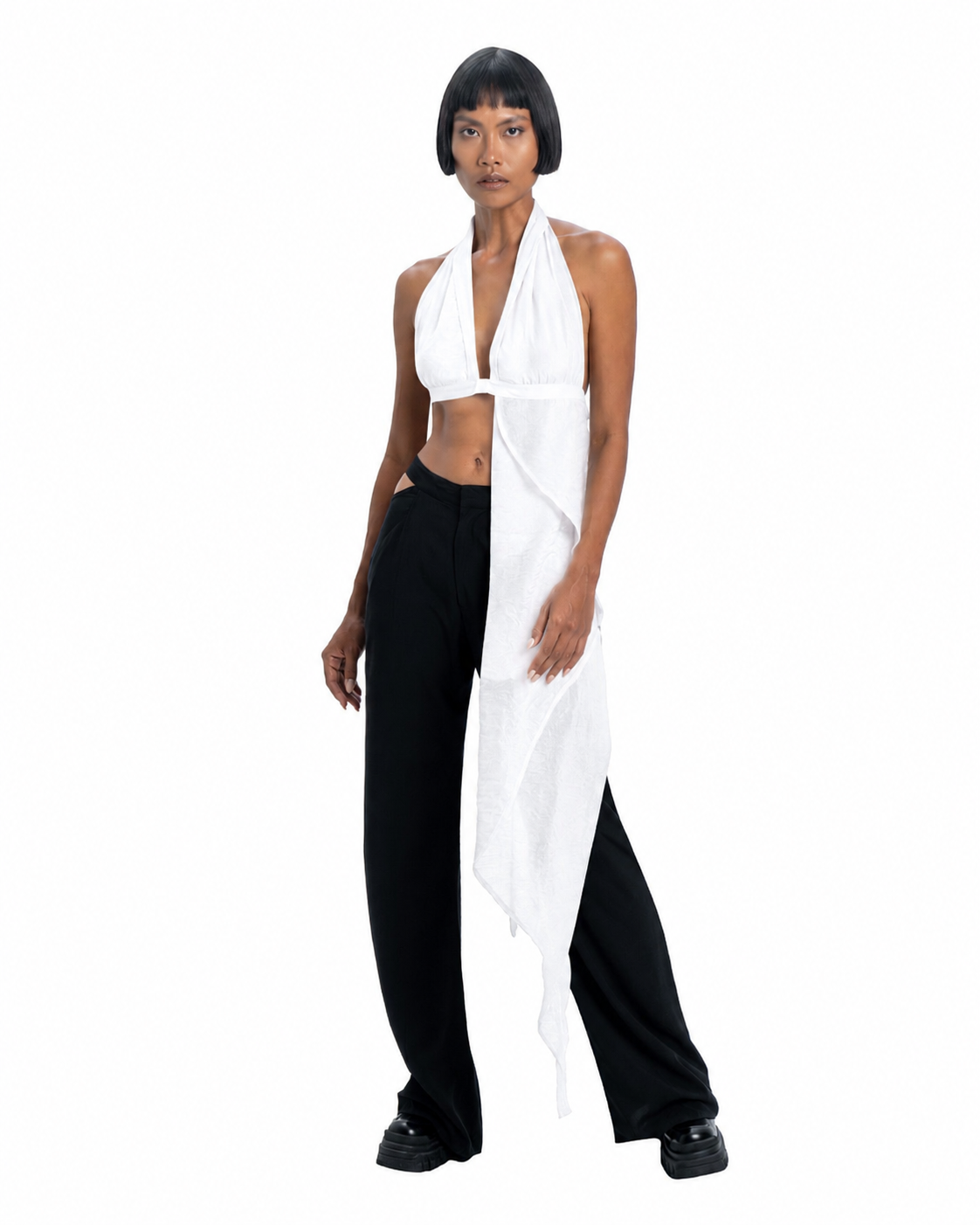 Flower halter top in white