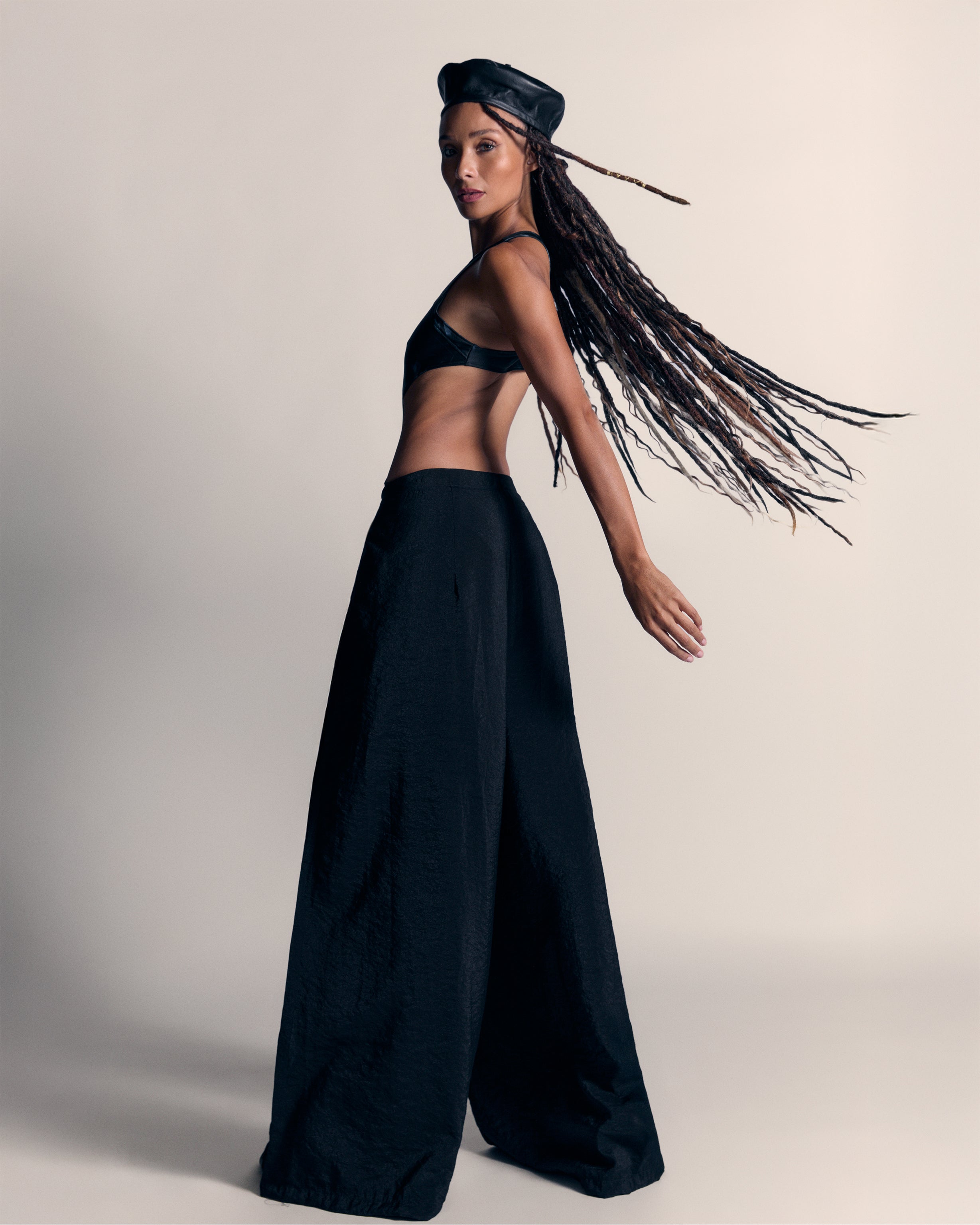 Onesize women pants in black