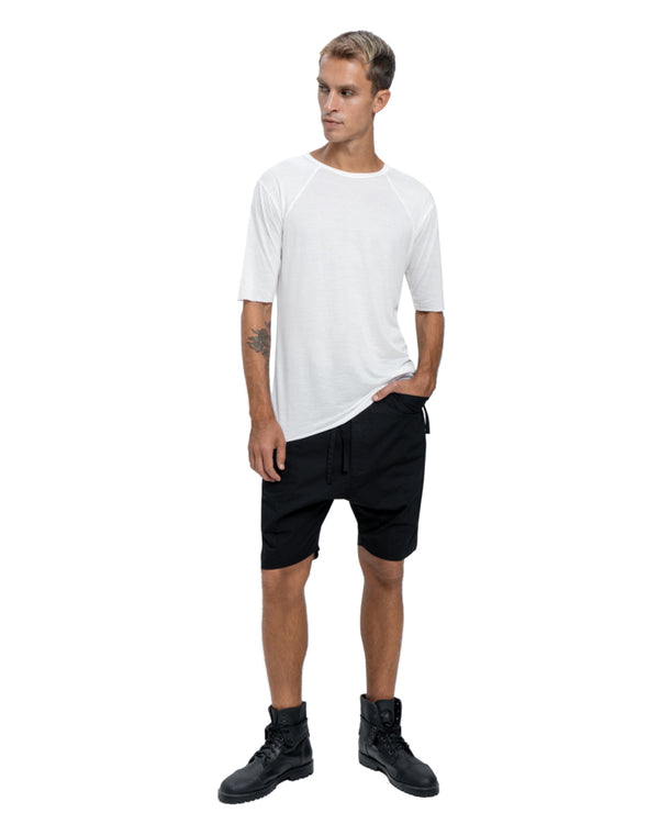 Side zipper shorts in black