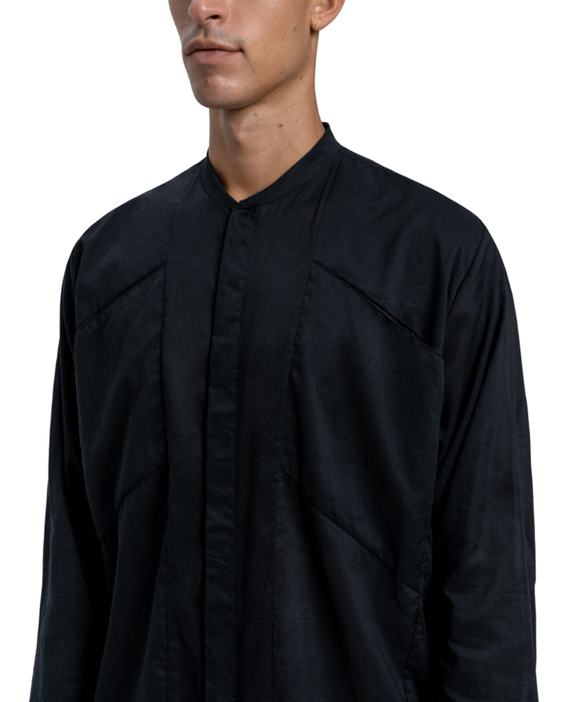 Arma button up longsleeve shirt made from ultra thin cotton. Two oversize front pockets on the chest, decorated with banded collar. Japanese-style inspired.