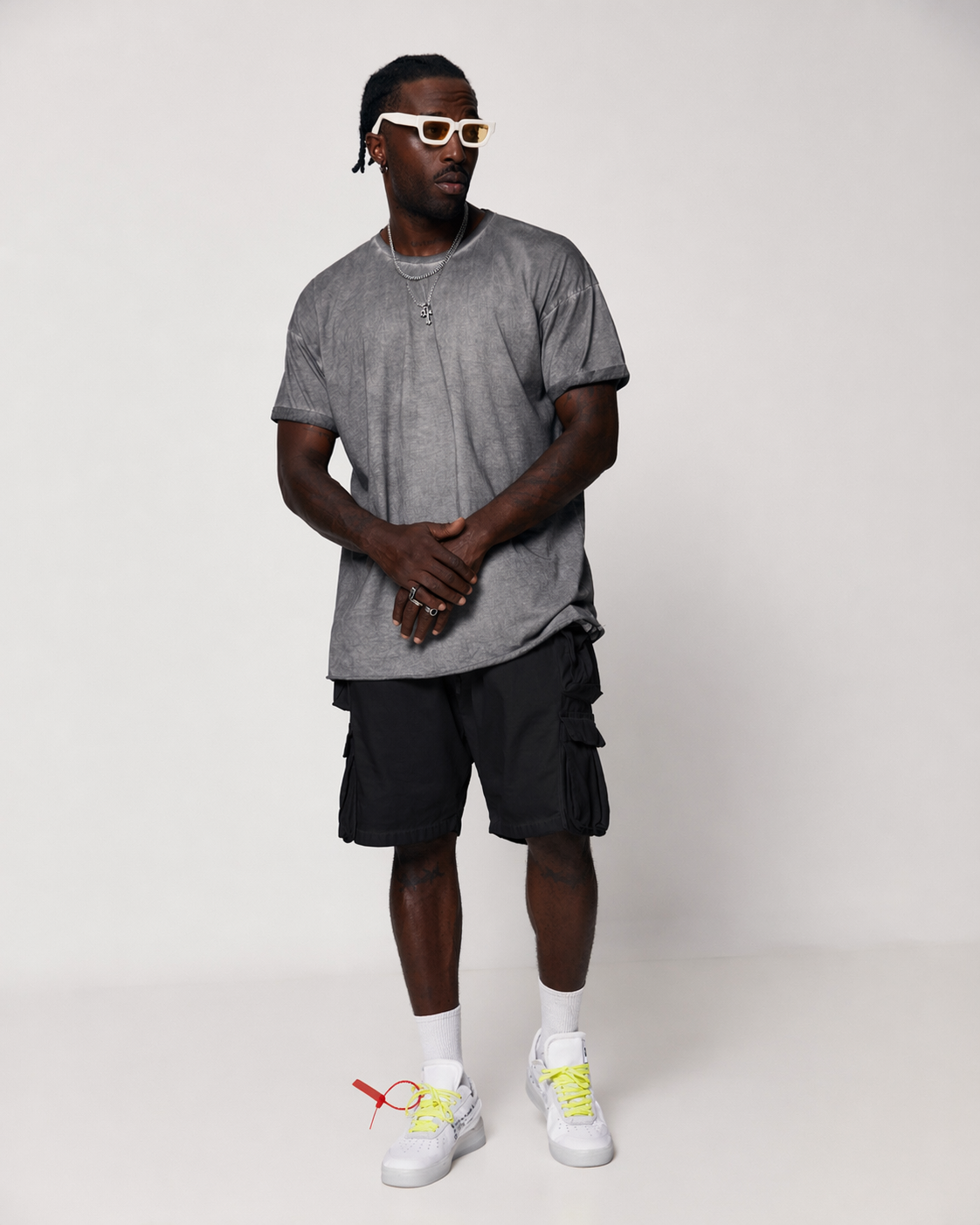 Bermudas Cargo Shorts in black - DESU clothing