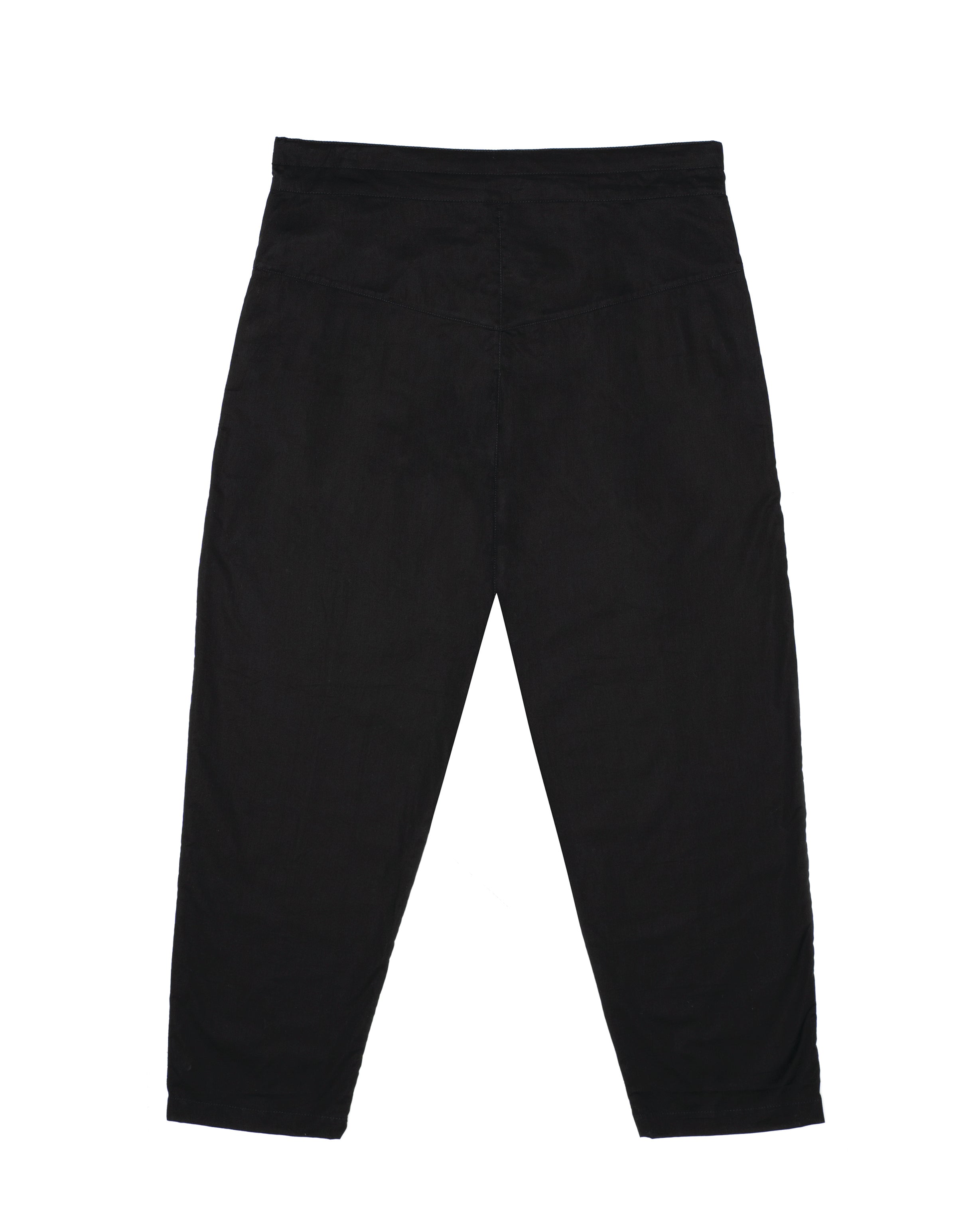 Zipper Pocket Ankle Pants in black