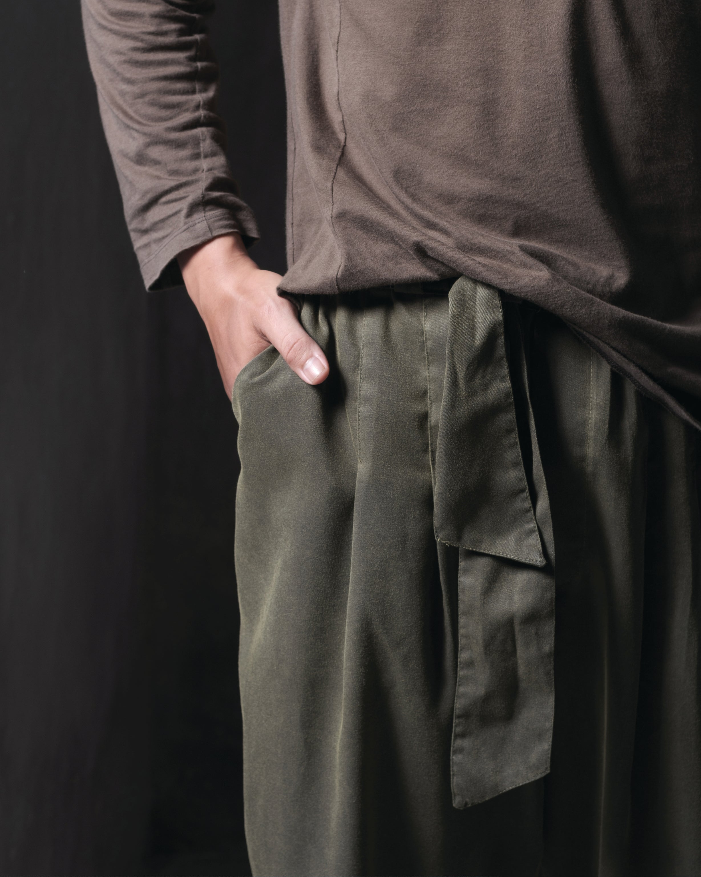 Baggy Pants in midnight green