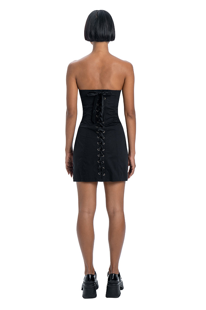 Cross back dress in black - DESU clothing