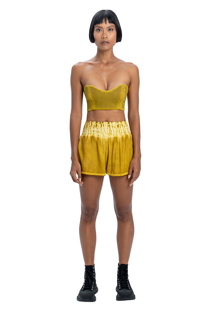 Mini shorts in yellow - DESU clothing