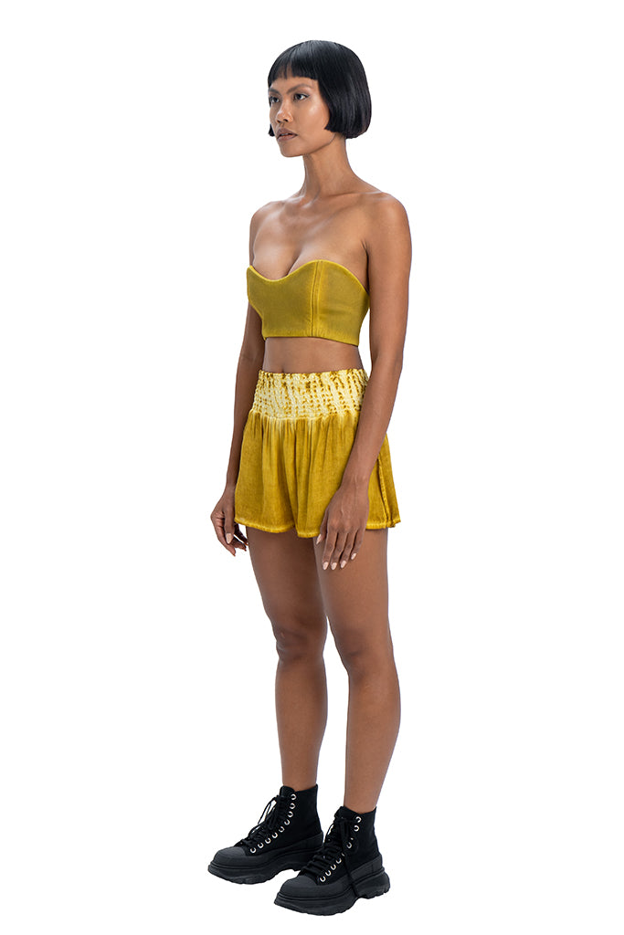 Mini shorts in yellow - DESU clothing