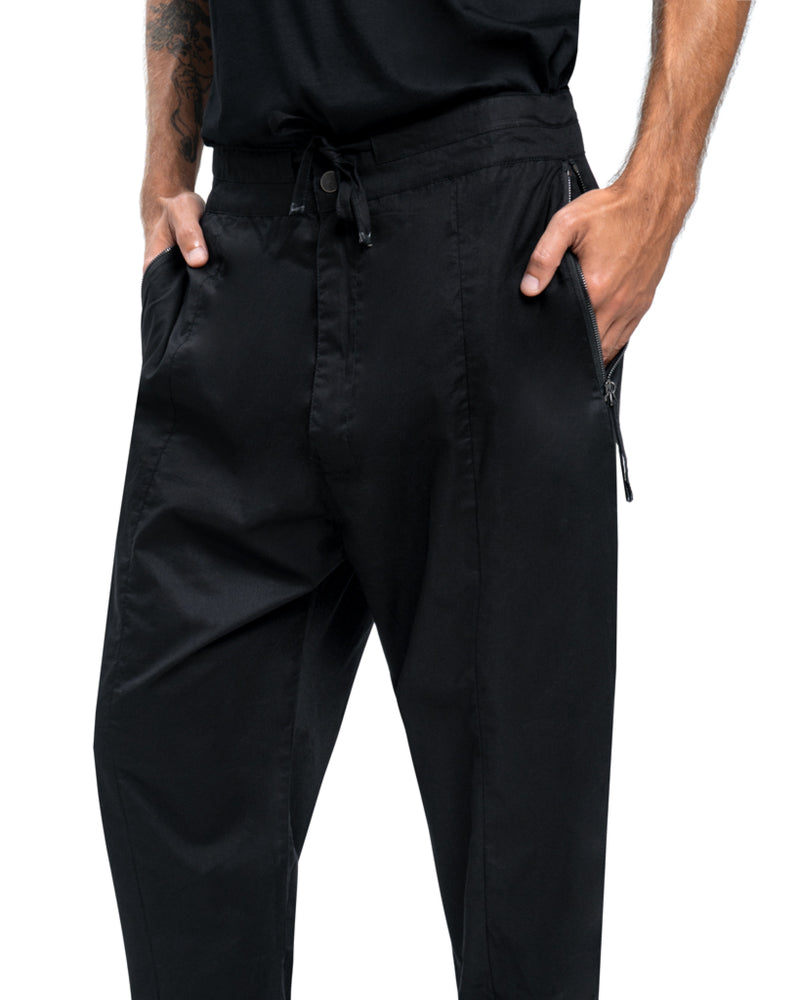 Line zipper pants in black